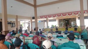 1. Forkopimcam Solokuro Sosialisasikan Mekanisme Penyaluran Pupuk Bersubsidi