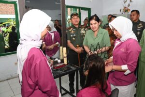 1. Tingkatkan Kualitas Program Keahlian, Pangdam Lakukan Kunjungan Inspiratif di SMK