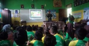 2. Babinsa Sukodadi Beri Pembinaan dan Pembekalan