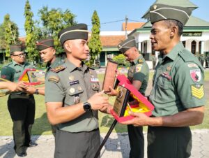 2. Tiga Prajurit Masuki Masa Purna, Letkol Wira Gelar Tradisi Satuan
