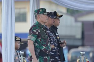 1. Mayjen TNI Rafael Pastikan Pelaksanaan Mudik Lebaran Berjalan Aman