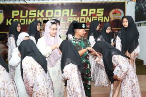 2. Dandim Lamongan Santuni Yatim Piatu