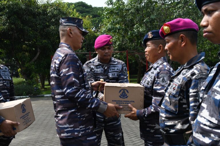 Danpuslatdiksarmil : Sampaikan Salam Kepada Keluarga Untuk Rayakan Lebaran Dengan Penuh Kebahagiaan
