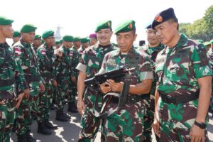 Satgas Pamtas Yon Zipur 5/ABW RI- Malaysia Diberangkatkan