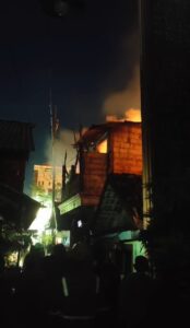 Sijago Merah Menyala, Satu Rumah Warga Hampir Jadi Abu