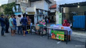 Dukung UMKM ! AWS dan Warga Margorejo Gelar Bazar Ramadan 2025