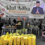 Cak Yebe Salurkan 41 Hewan Kurban untuk Konstituen Dapil 5 Surabaya hingga Ojol